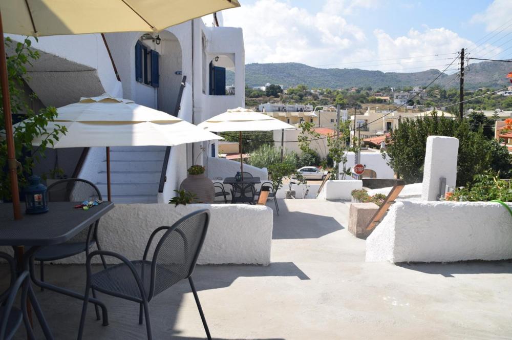 Attica Hotel Ephie Vathi  Экстерьер фото